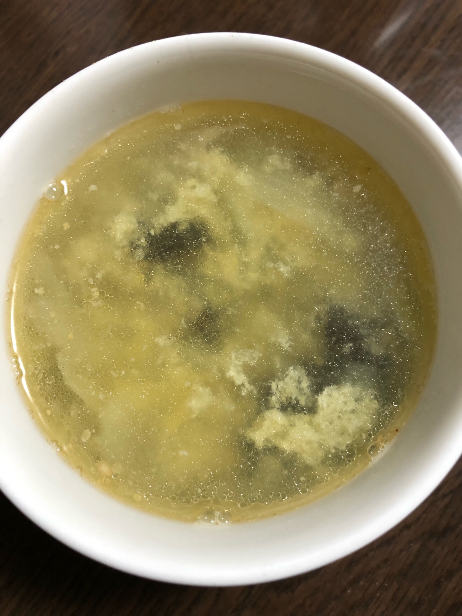 平茸と玉ねぎと卵の中華スープ