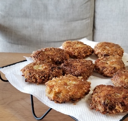 祖母から畑で採れたサツマイモを沢山送ってもらいました。焼き芋やスイートポテト以外でと辿り着きました。沢山作ったけど秒で無くなりました‪wリピします♡