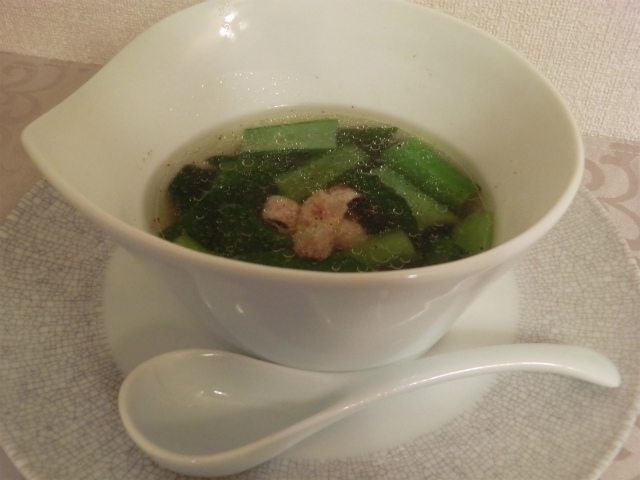 小松菜とカリカリベーコンのスープ♪
