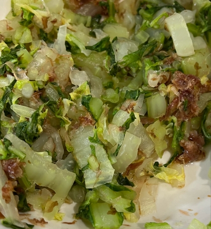 余った白菜で　簡単白菜の中華風サラダ