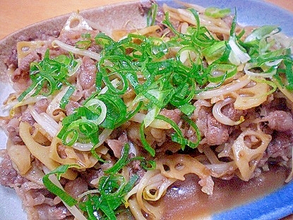 「牛肉と蓮根、もやしの炒め物」 ♪♪