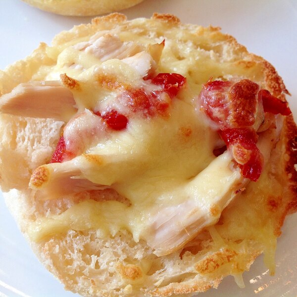 イングリッシュマフィンでチキントマトチーズトースト レシピ 作り方 By Findus 楽天レシピ イングリッシュマフィンでチキントマトチーズトースト レシピ 作り方 By Findus 楽天レシピ