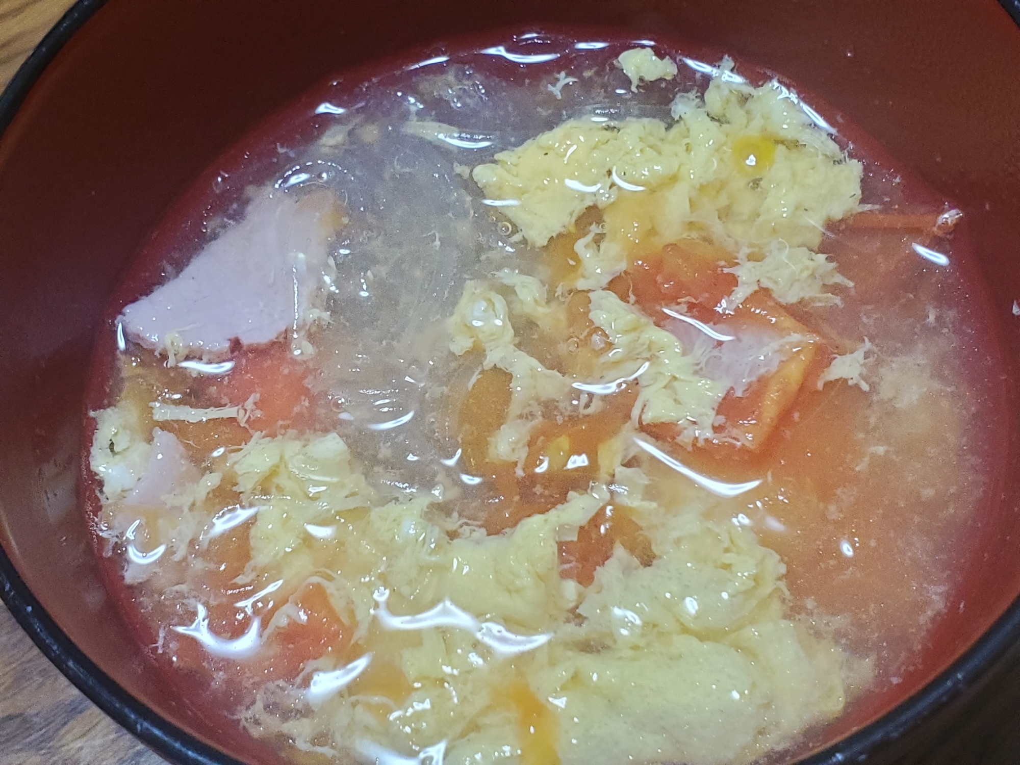 トマトとハムの和風春雨スープ