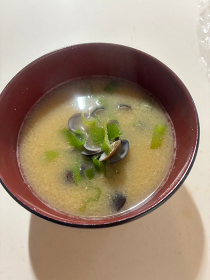 しじみは冷凍しましょう♡しじみの味噌汁♡