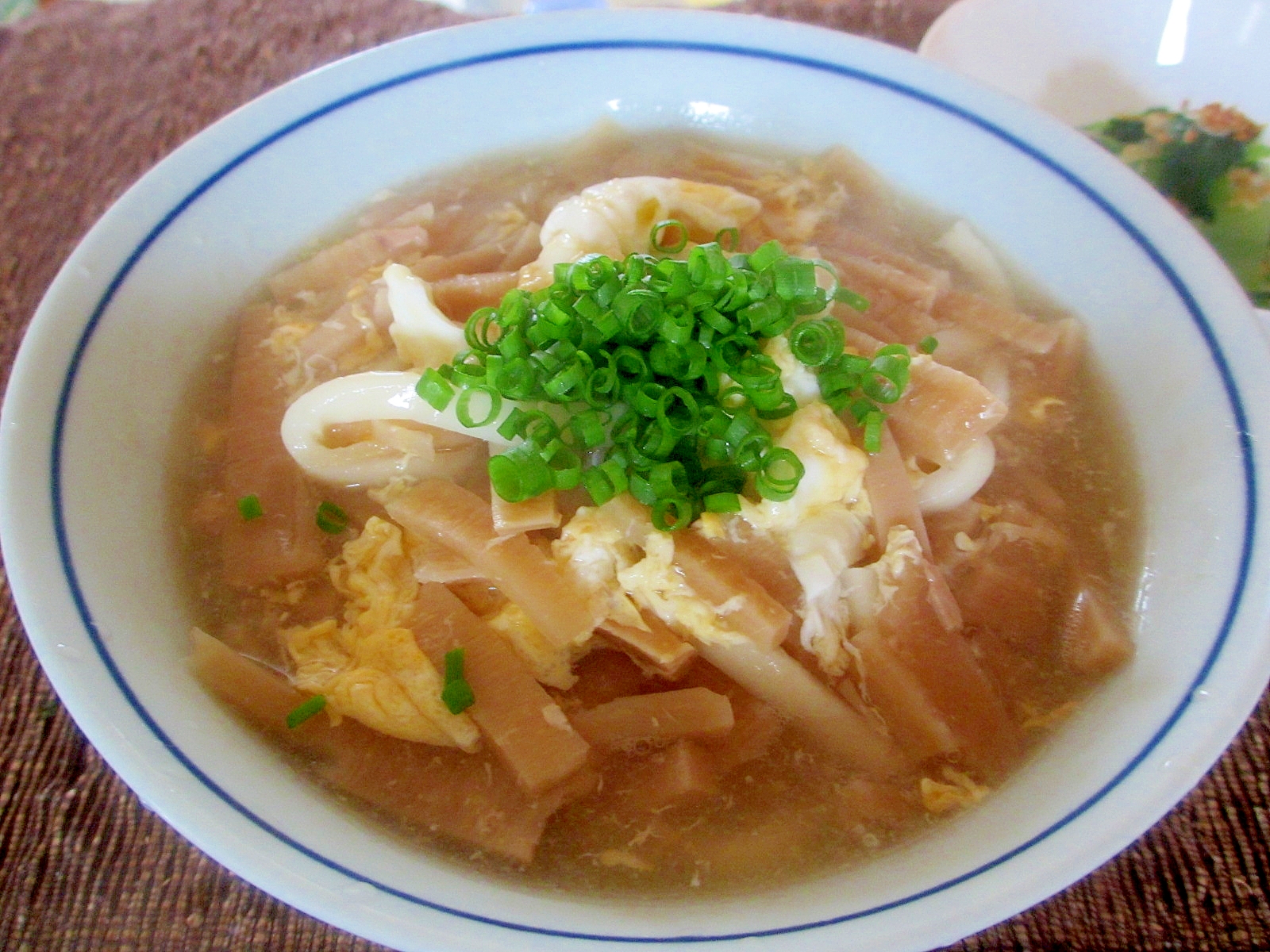 タケノコと卵のとろみうどん