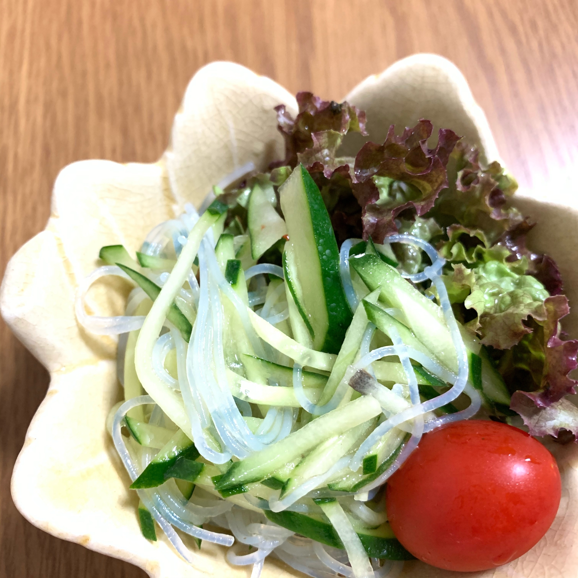 ドレッシングで簡単♪ 胡瓜と春雨のサラダ