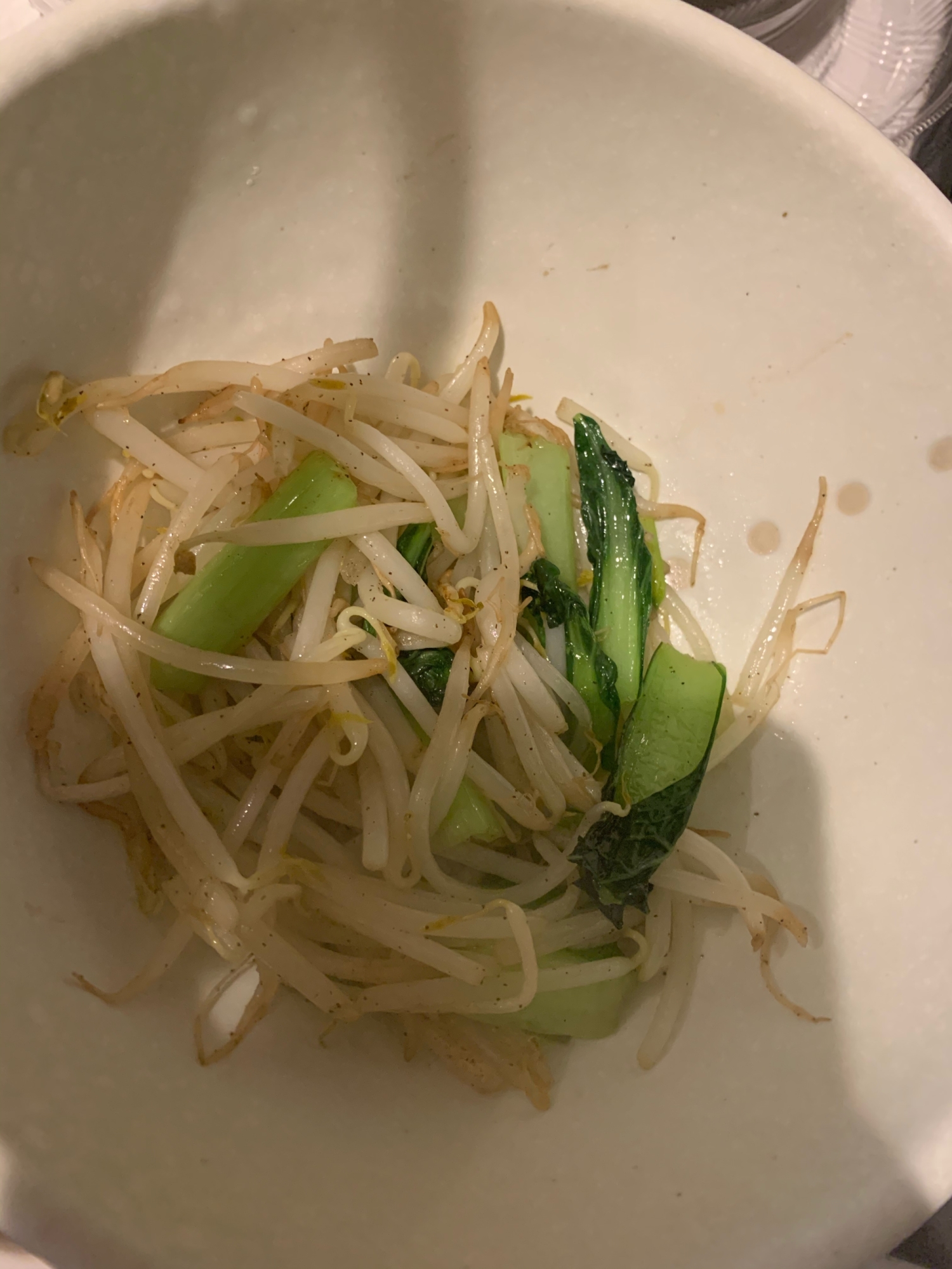 もやしと小松菜の野菜炒め