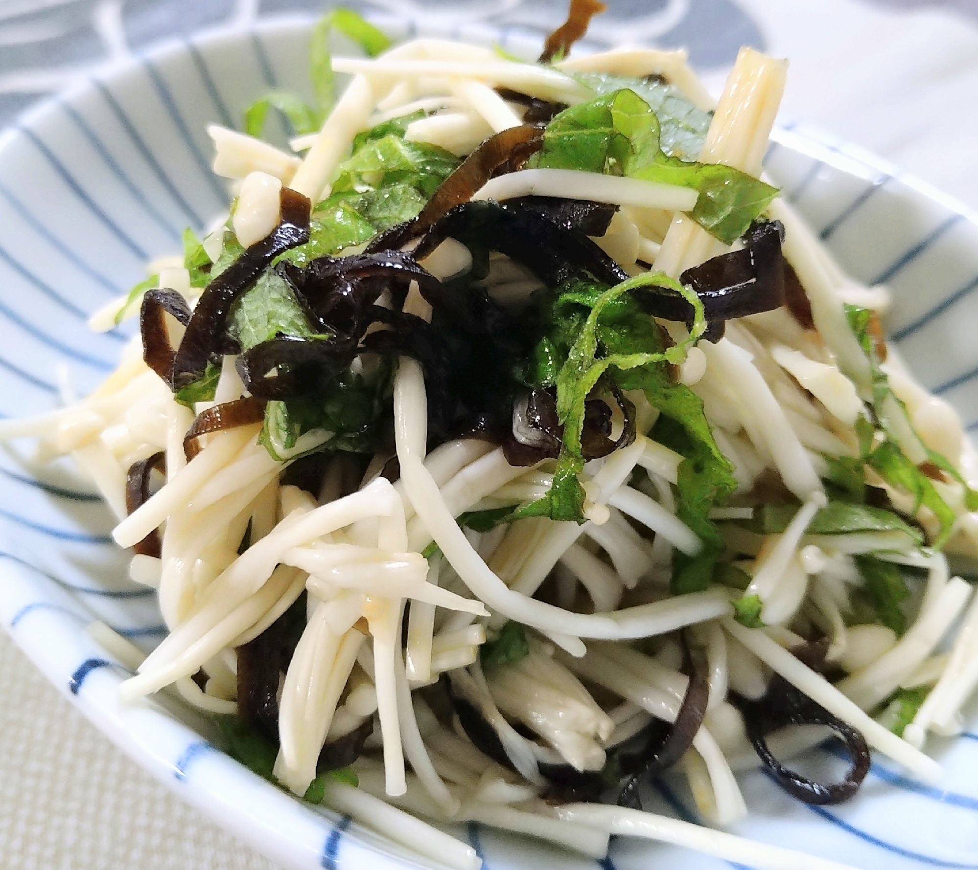 【えのきと塩昆布としその和物】味付け簡単♪即席小鉢