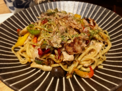 韓国風　ピリカラ焼きそば　コチュジャン風味