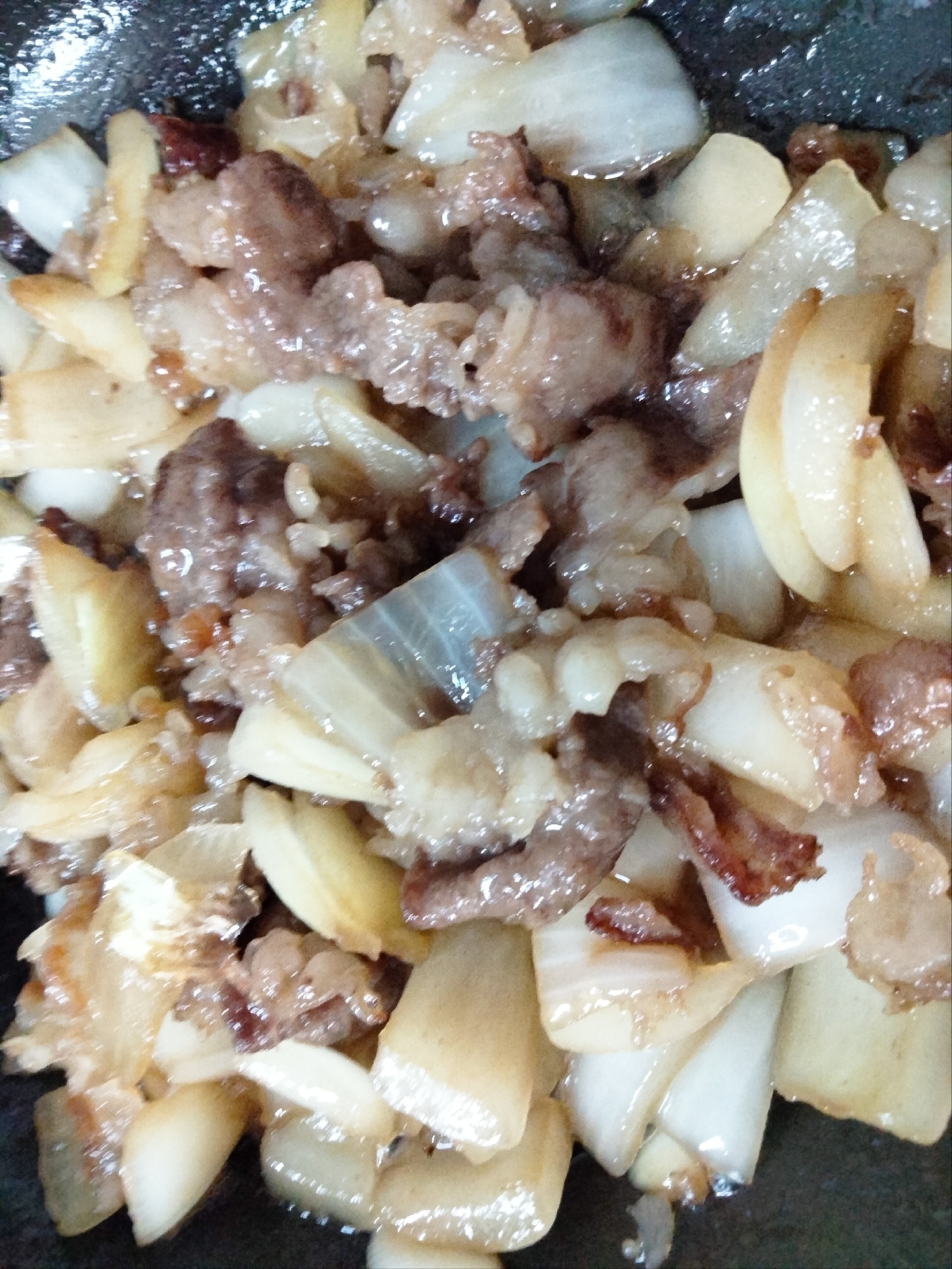 牛肉と新玉ねぎの甘辛炒め