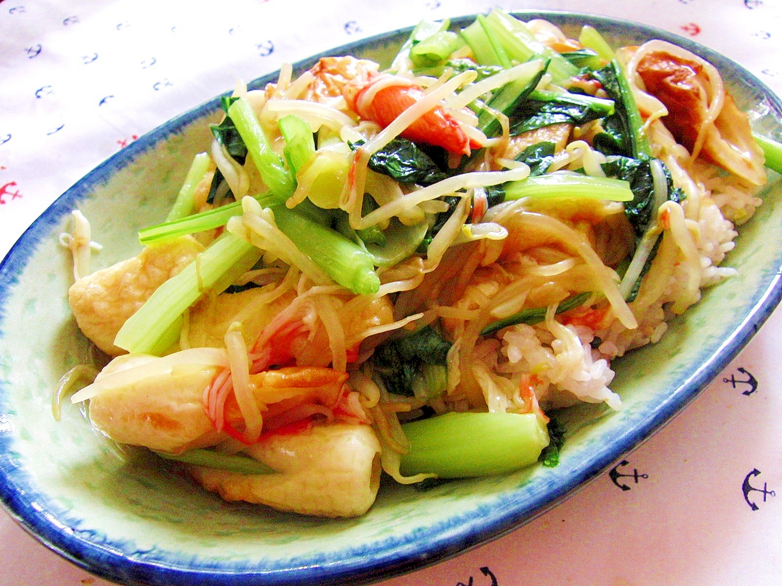 簡単!小松菜ともやしとかにかまのヘルシーあんかけ飯