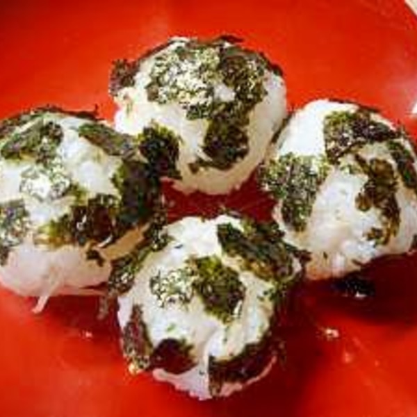 サッカーボールおにぎりで お口にゴール レシピ 作り方 By Shimo9756 楽天レシピ サッカーボールおにぎりで お口にゴール レシピ 作り方 By Shimo9756 楽天レシピ