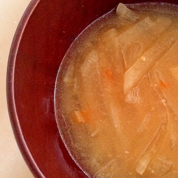 大根 人参 油揚げの味噌汁 レシピ 作り方 By Aco Tomo 楽天レシピ 大根 人参 油揚げの味噌汁 レシピ 作り方 By Aco Tomo 楽天レシピ