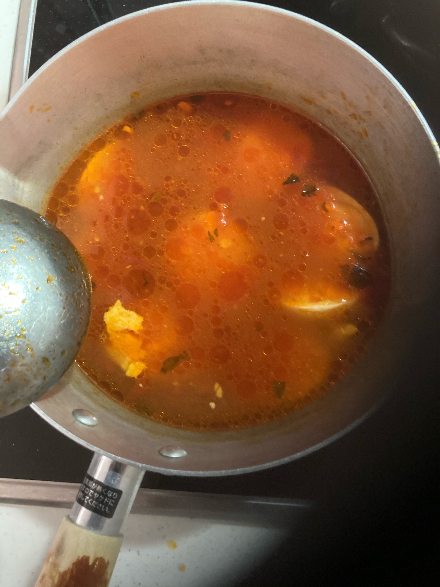 茹で卵のスープ