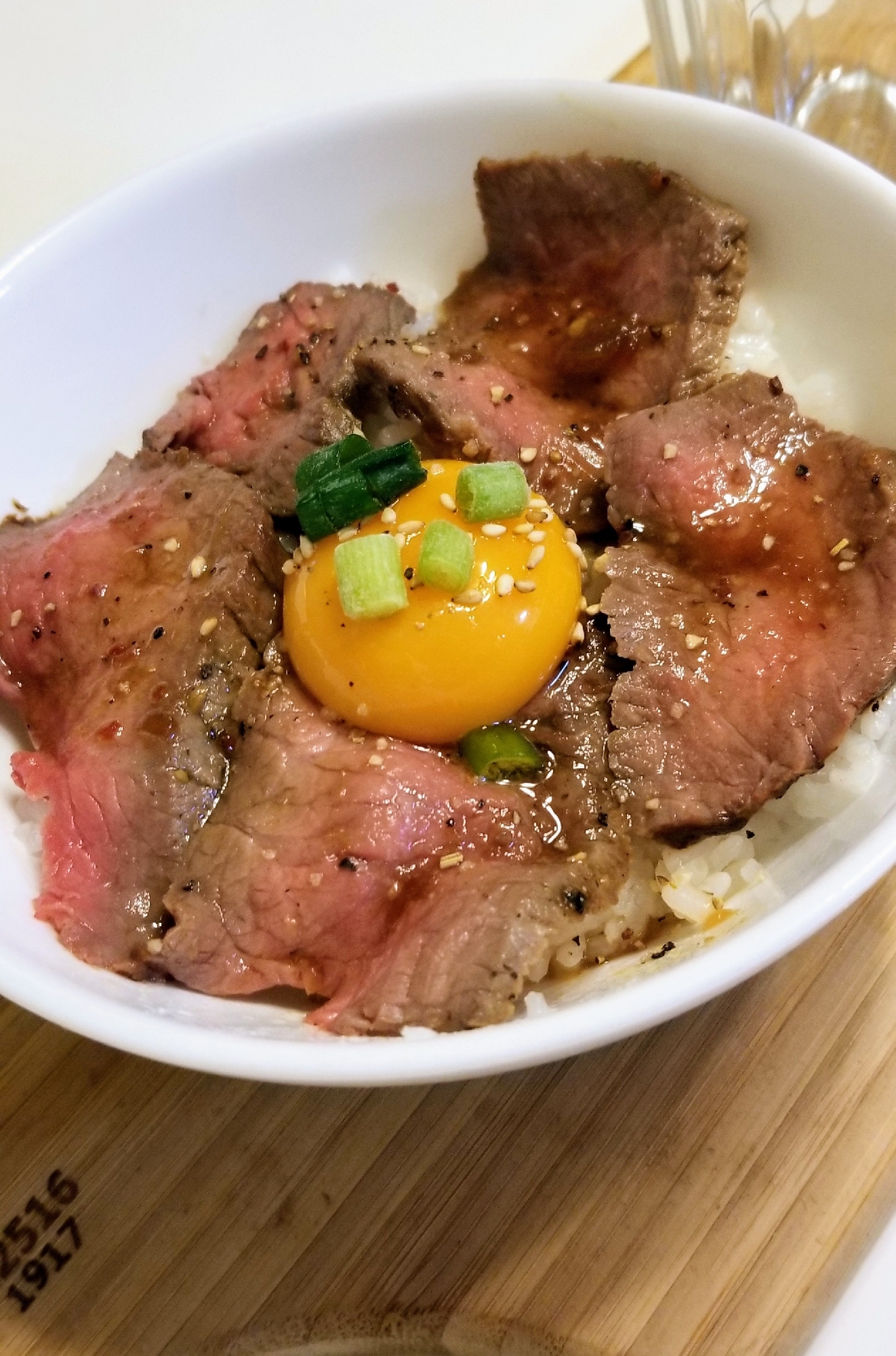 手作りローストビーフを丼ぶりに~♪