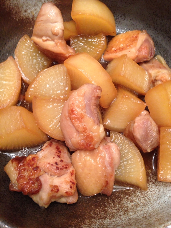 大根と鳥肉の煮物