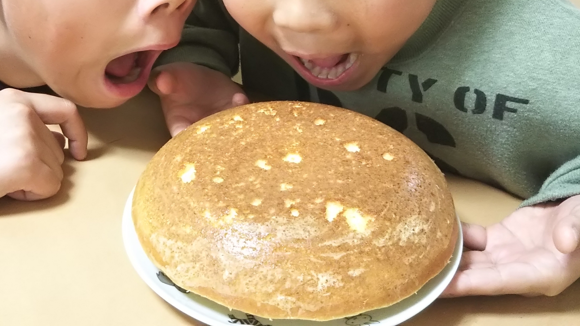 ホットケーキミックスで作る炊飯器カステラ