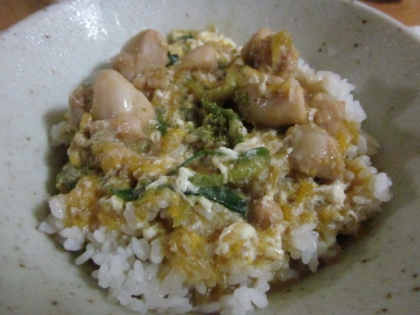 焼き鳥缶で！簡単親子丼♪