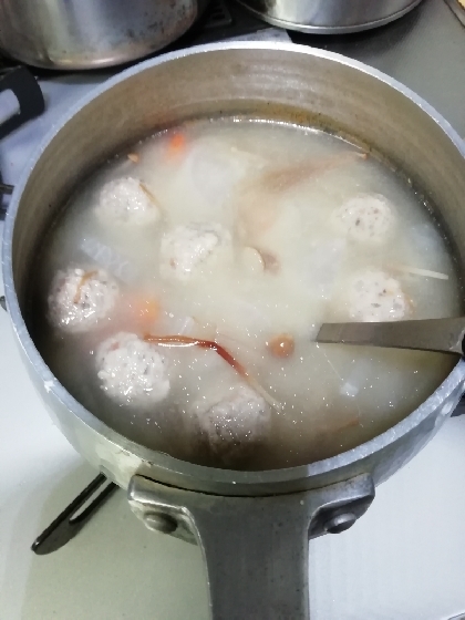 冷凍つみれで簡単でした！大根と生姜で冬に食べたいレシピてすね。