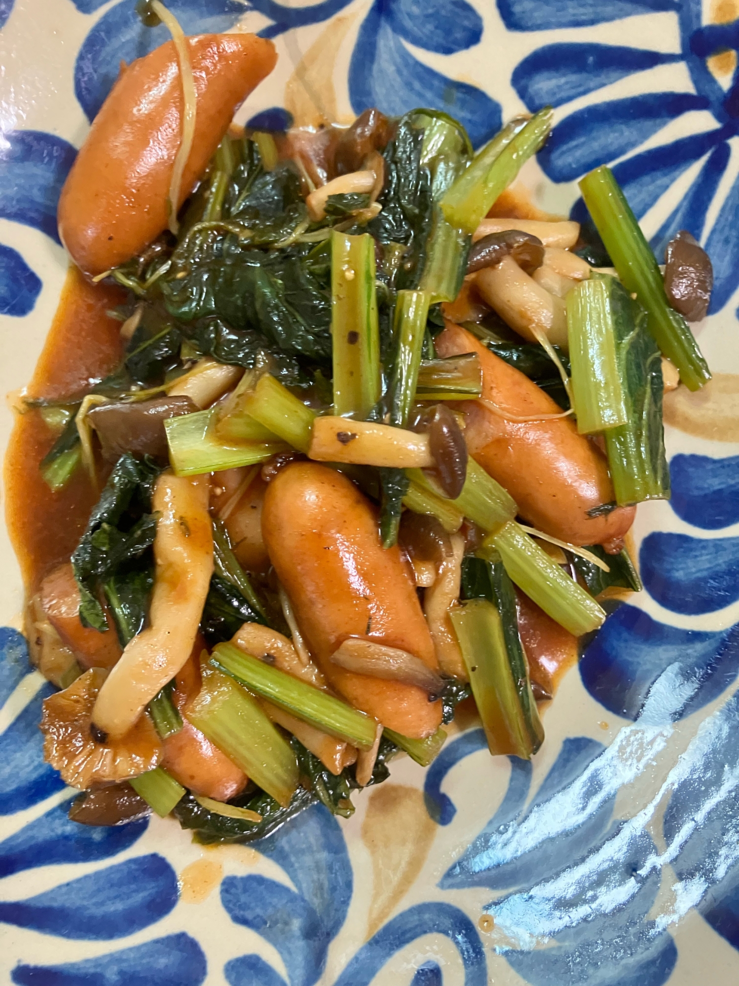 ウィンナーと小松菜の炒め物