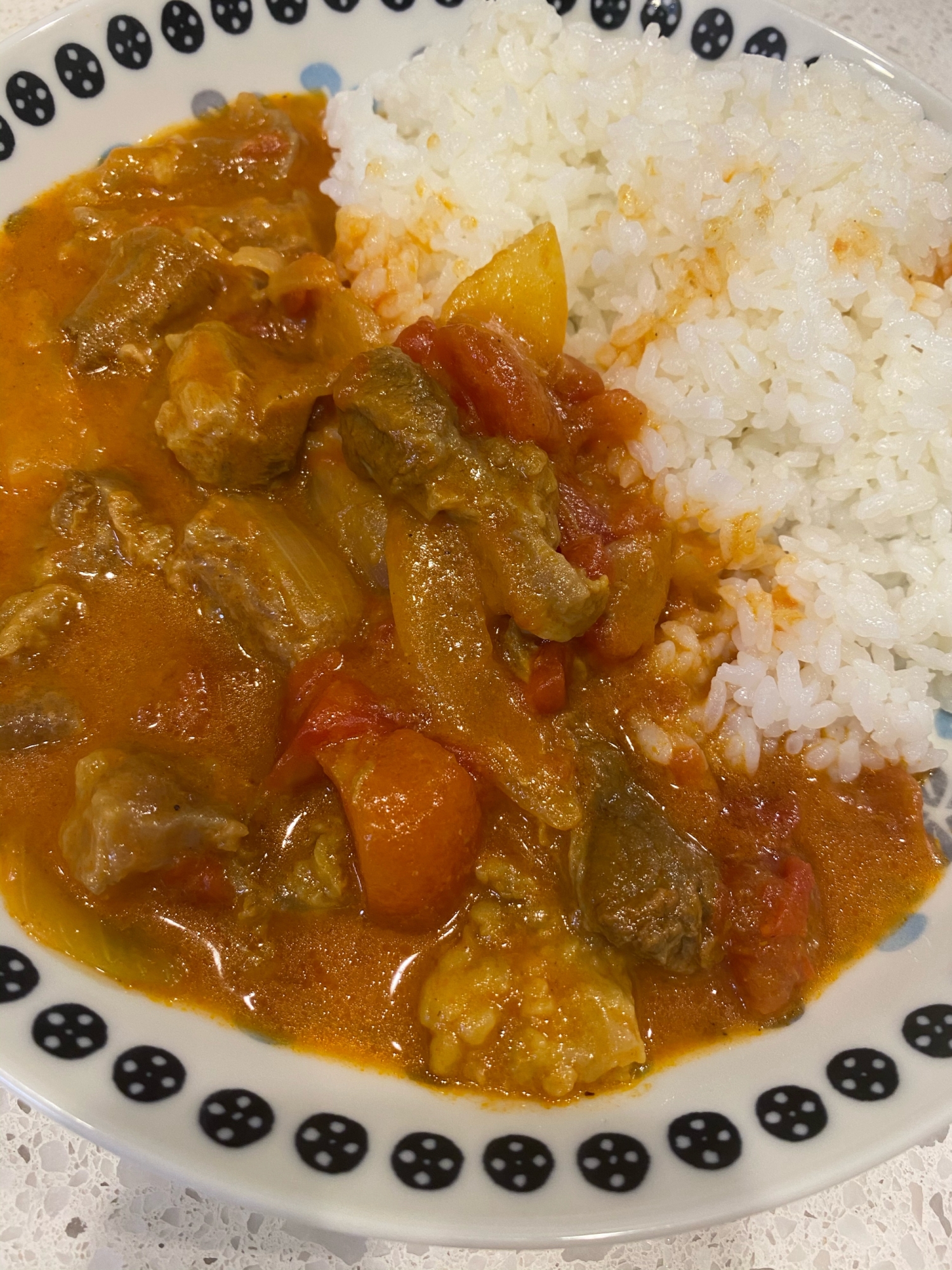 カレー粉で作る牛すじカレー