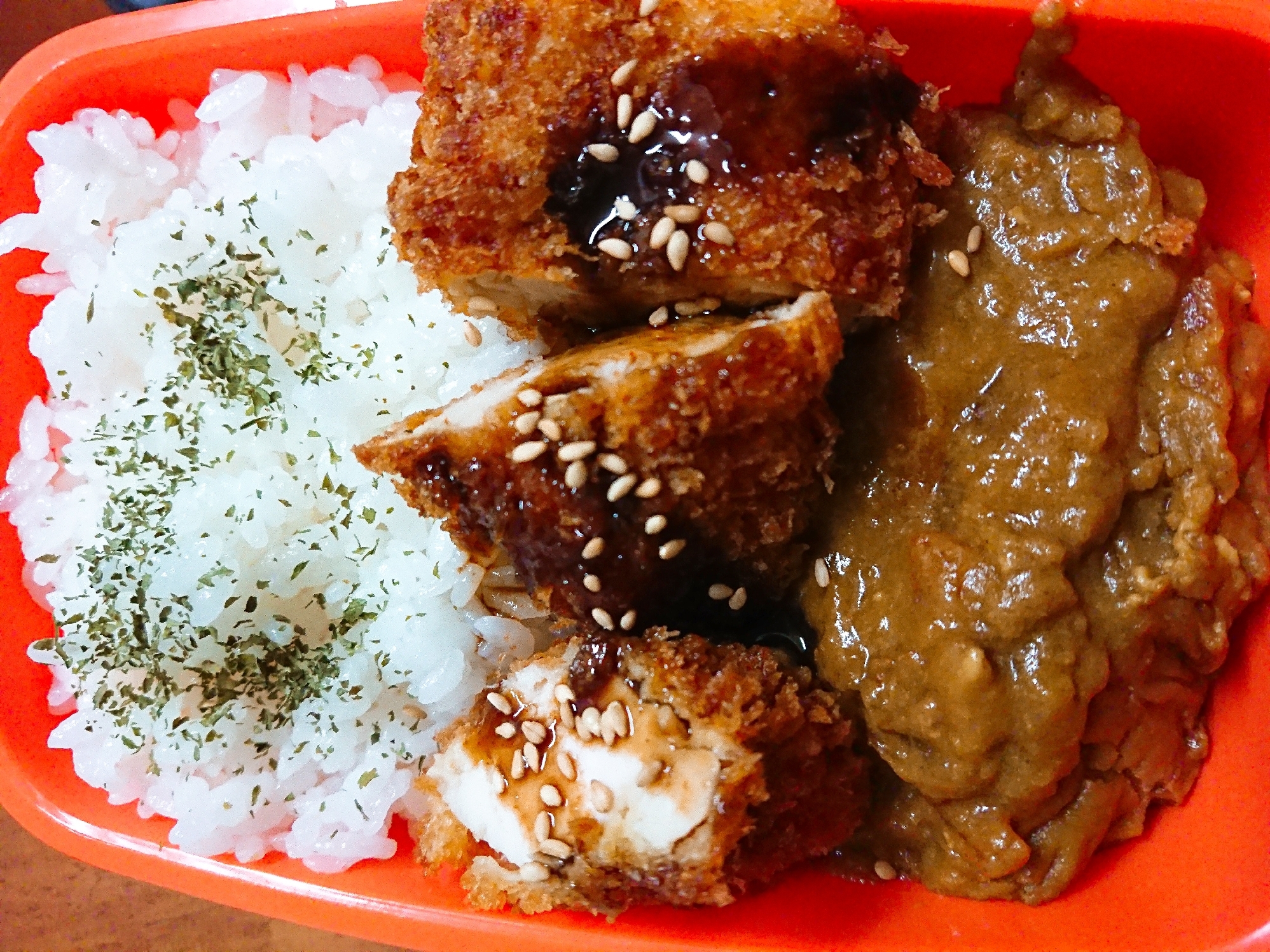 ササミフライのせカレーライス弁当