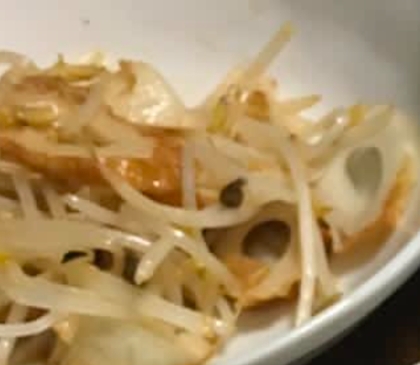 もやしとちくわ炒め
