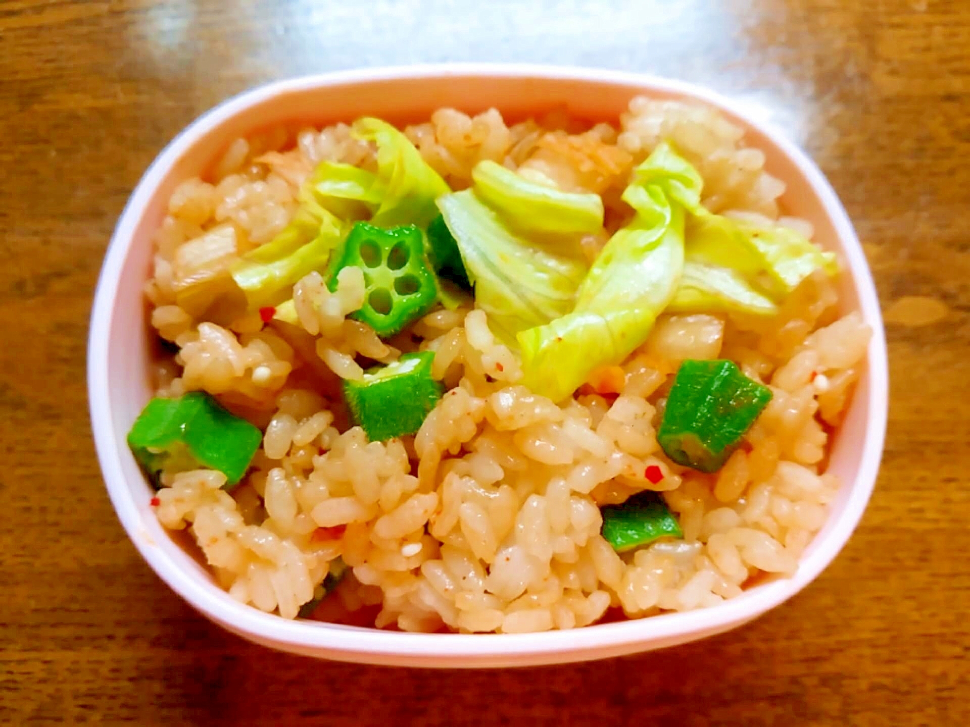 キムチとレタスとオクラの混ぜご飯 レシピ 作り方 By のん７８６ 楽天レシピ