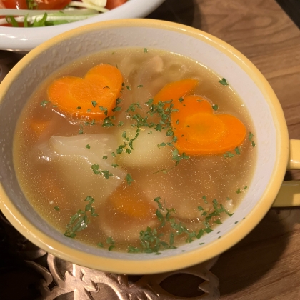 生姜香る♬ベーコンとキャベツの中華スープ