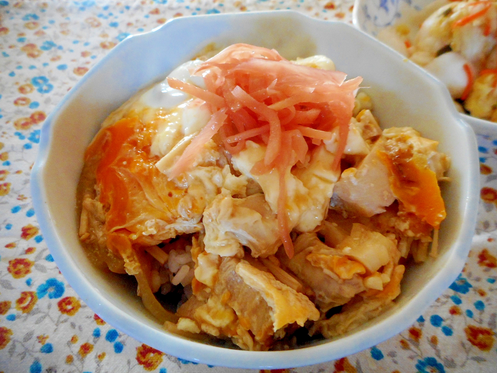 豚とえのきの味噌卵とじ丼