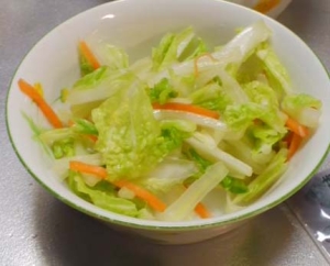 余った納豆のたれで白菜の和え物