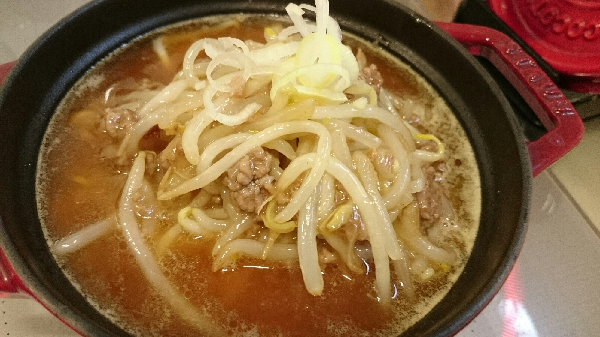 ストウブDe〜ひき肉ともやしあんかけ炒め