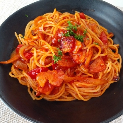 カゴメトマトソース缶を格上げ☆トマトソースパスタ