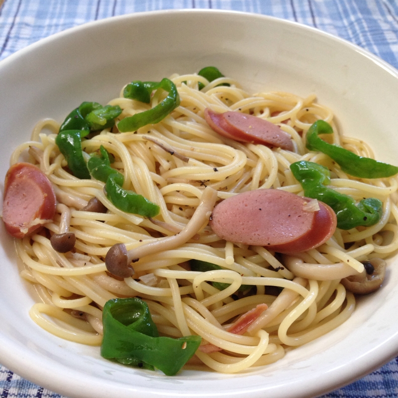 しめじとピーマンのパスタ♪