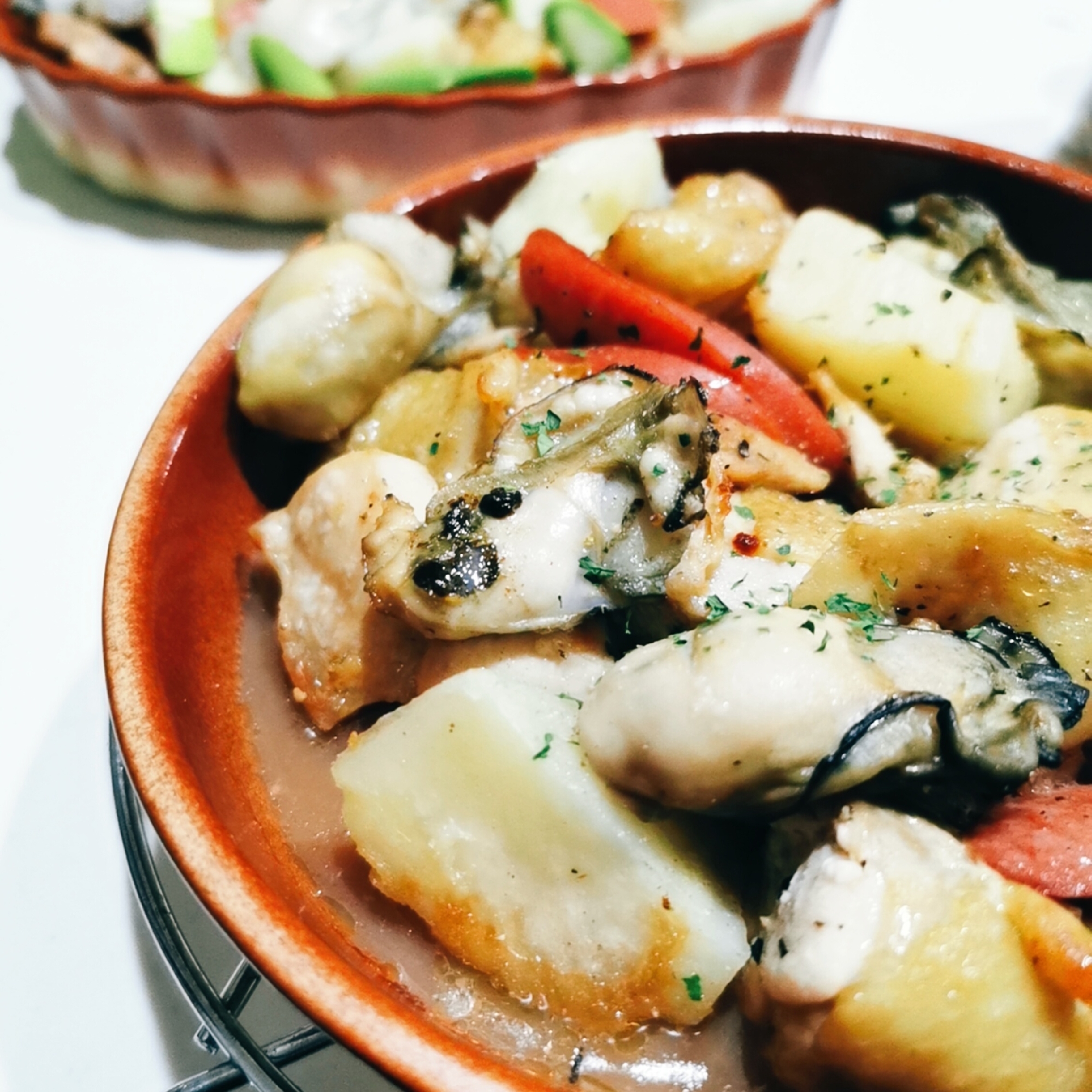 鶏肉と牡蠣のアヒージョ風オーブン焼き