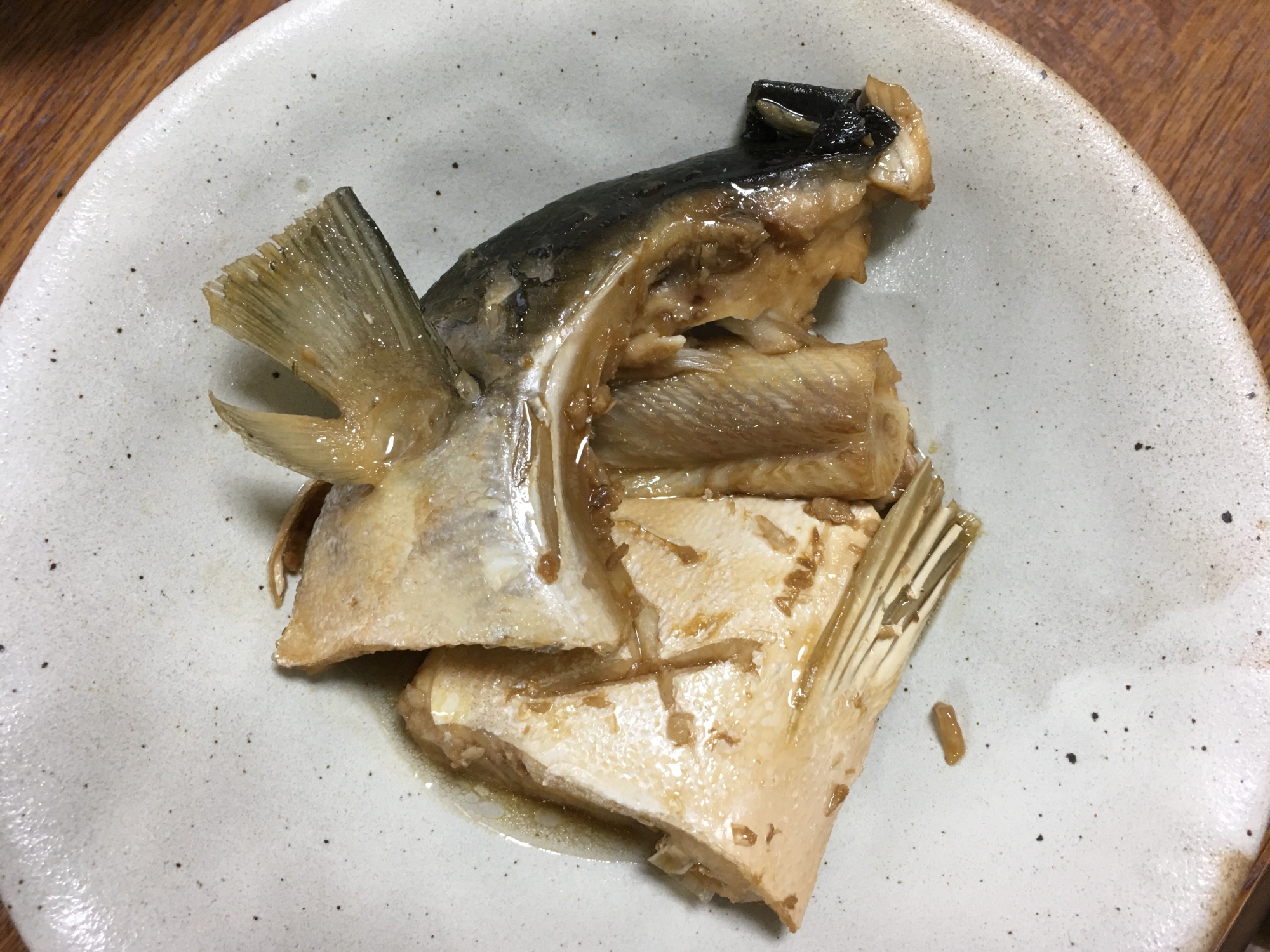 お酢効果でブリのさっぱり煮 あら煮