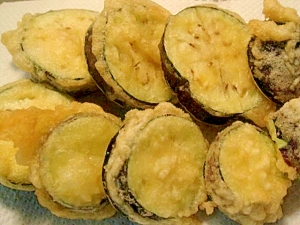 柚子コショウ風味の茄子の天ぷら