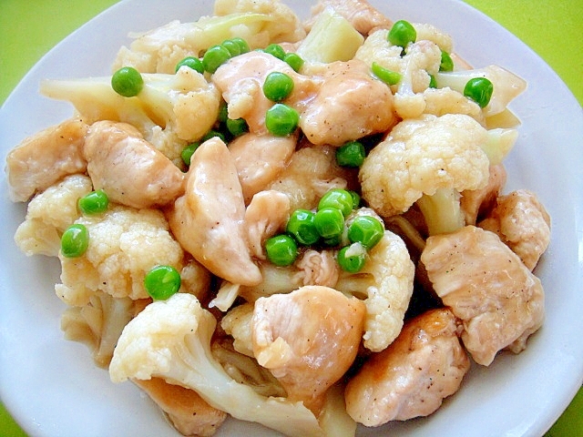 カリフラワーと鶏むね肉の中華炒め煮