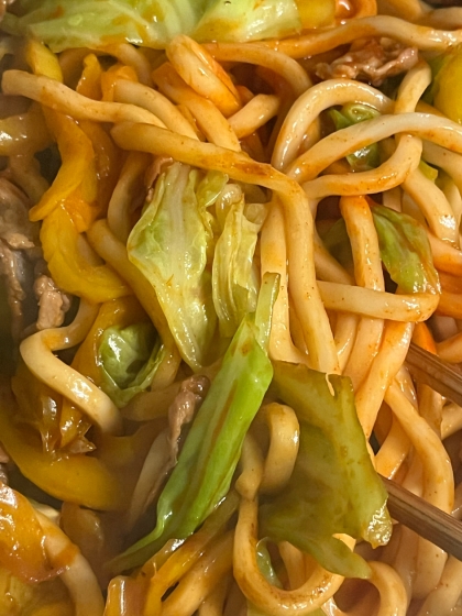 ニラたっぷり★韓国風★焼きうどん