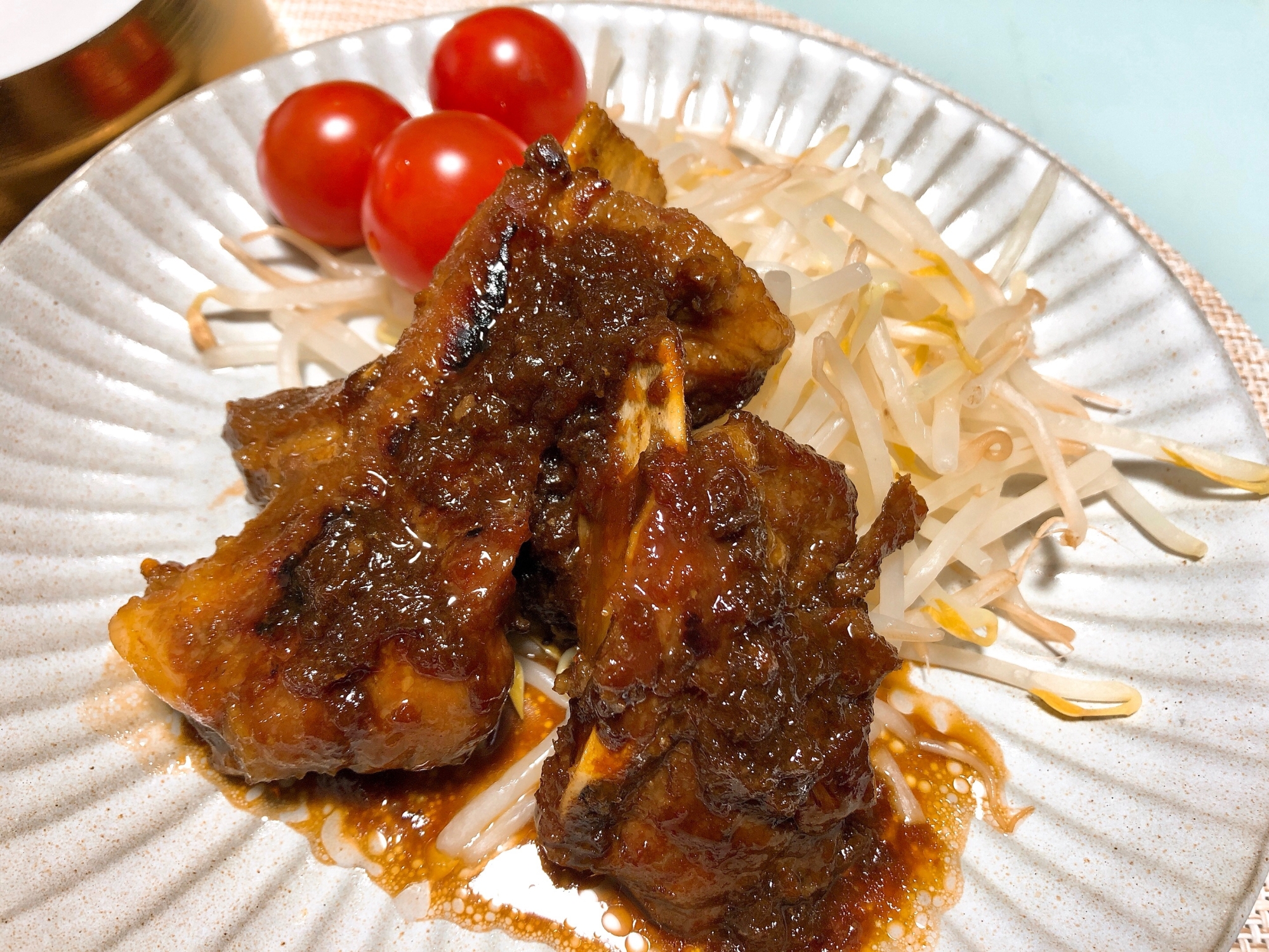 調味料につけてフライパンで焼く スペアリブ レシピ 作り方 By あおい ᴗ 楽天レシピ 調味料につけてフライパンで焼く スペアリブ レシピ 作り方 By あおい ᴗ 楽天レシピ