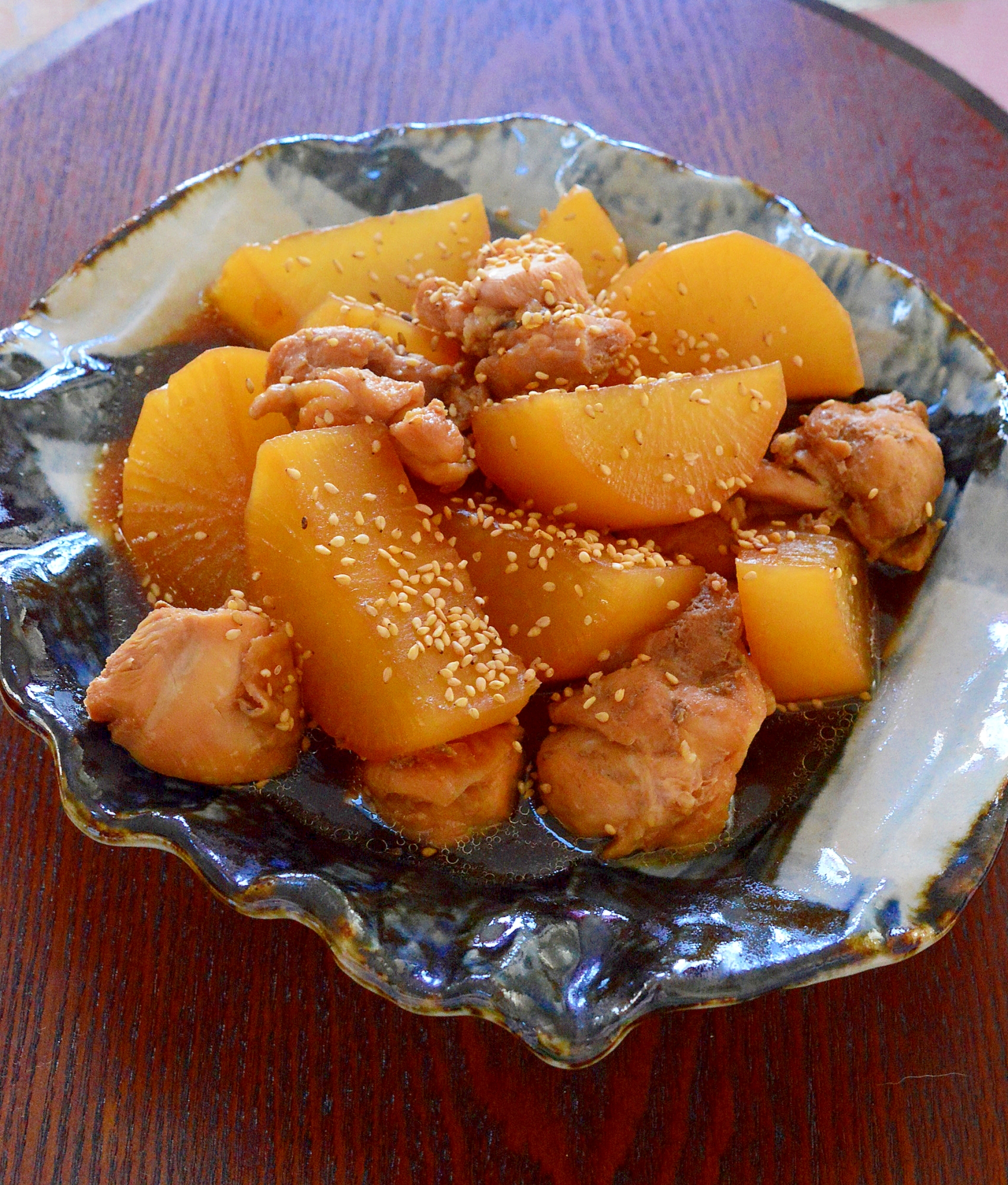 炊飯器で中までとろとろ♪ご飯に合う☆鶏大根