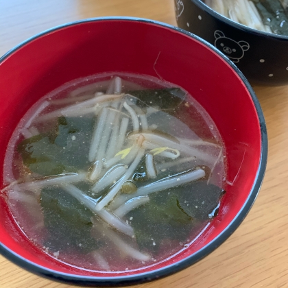 もやしとわかめの中華スープ