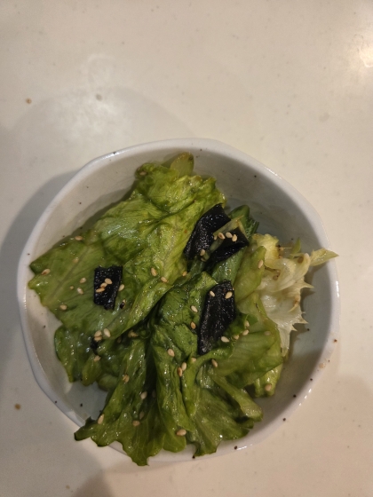焼き海苔とレタスの簡単サラダ