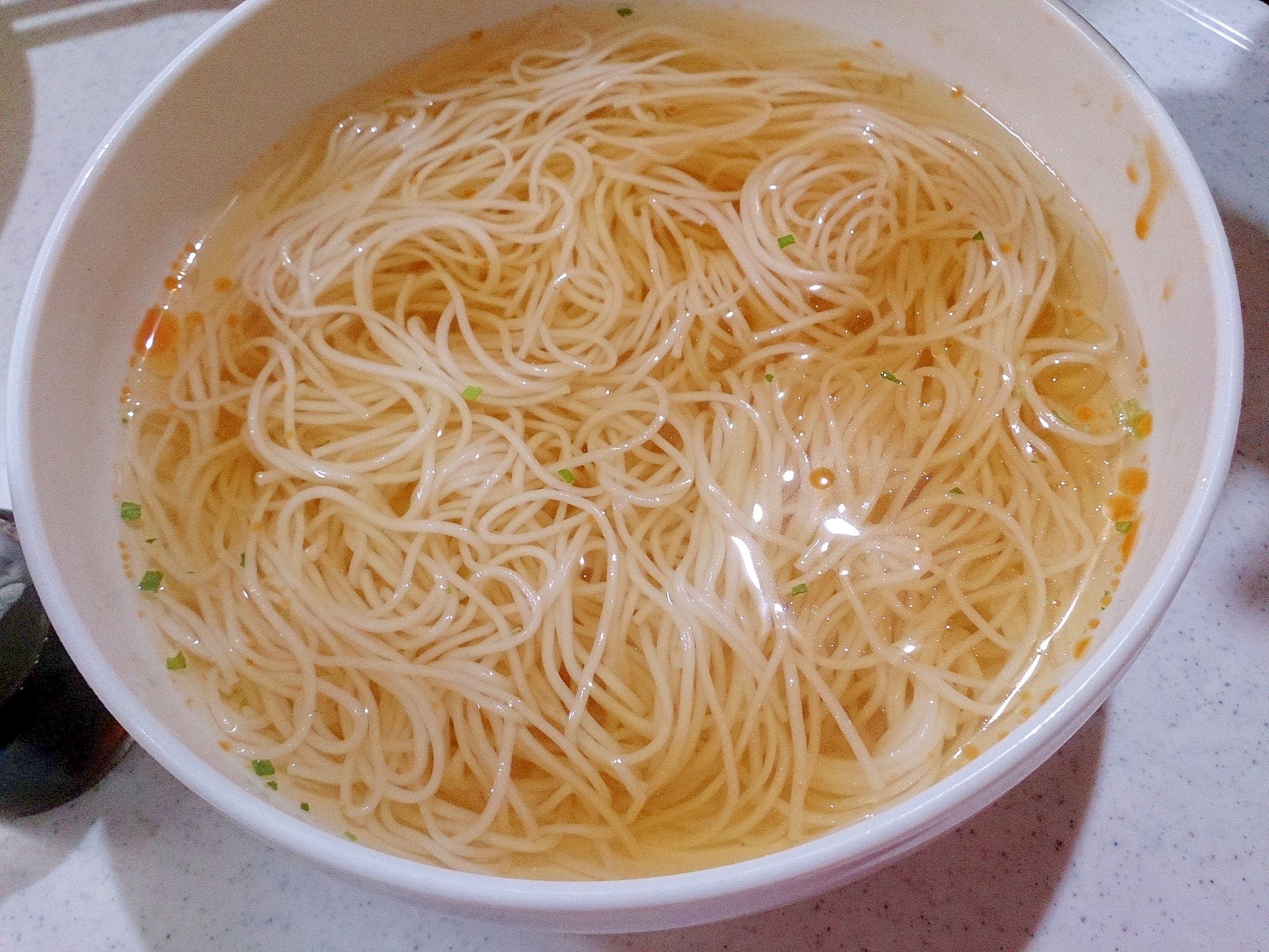 素麺とナンプラーでラーメン風スープ