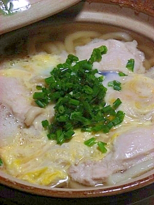 温まります　鍋焼き親子うどん