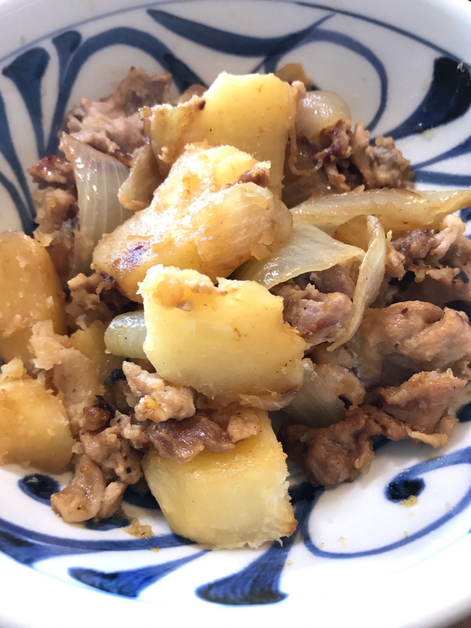 Staubで⭐塩麹肉じゃが(^^)