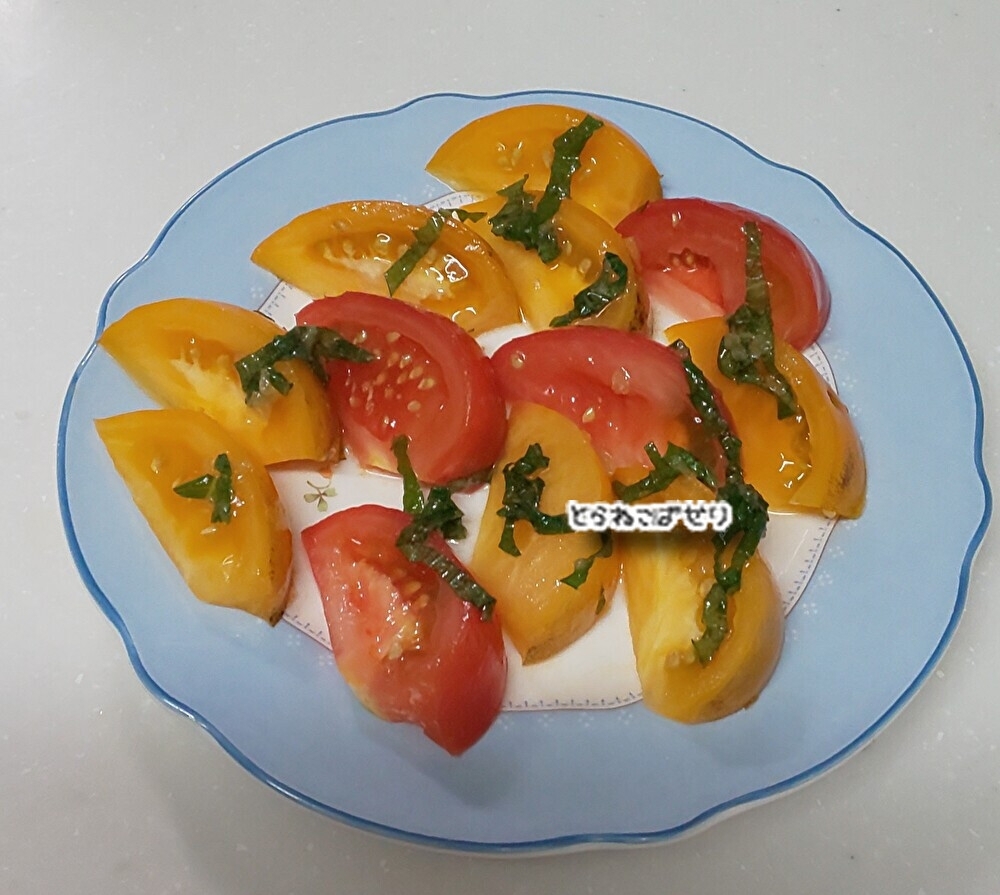 トマトの大葉和え
