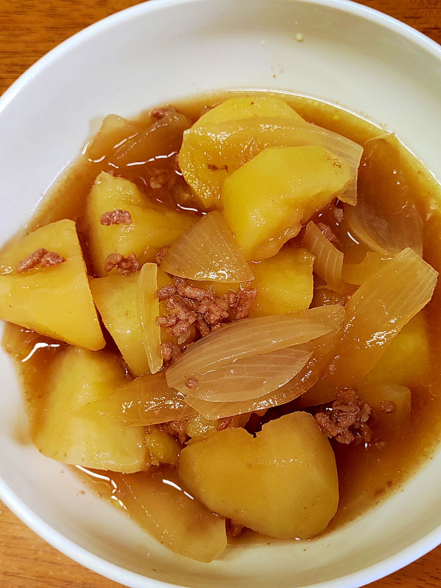 ひき肉で肉じゃが