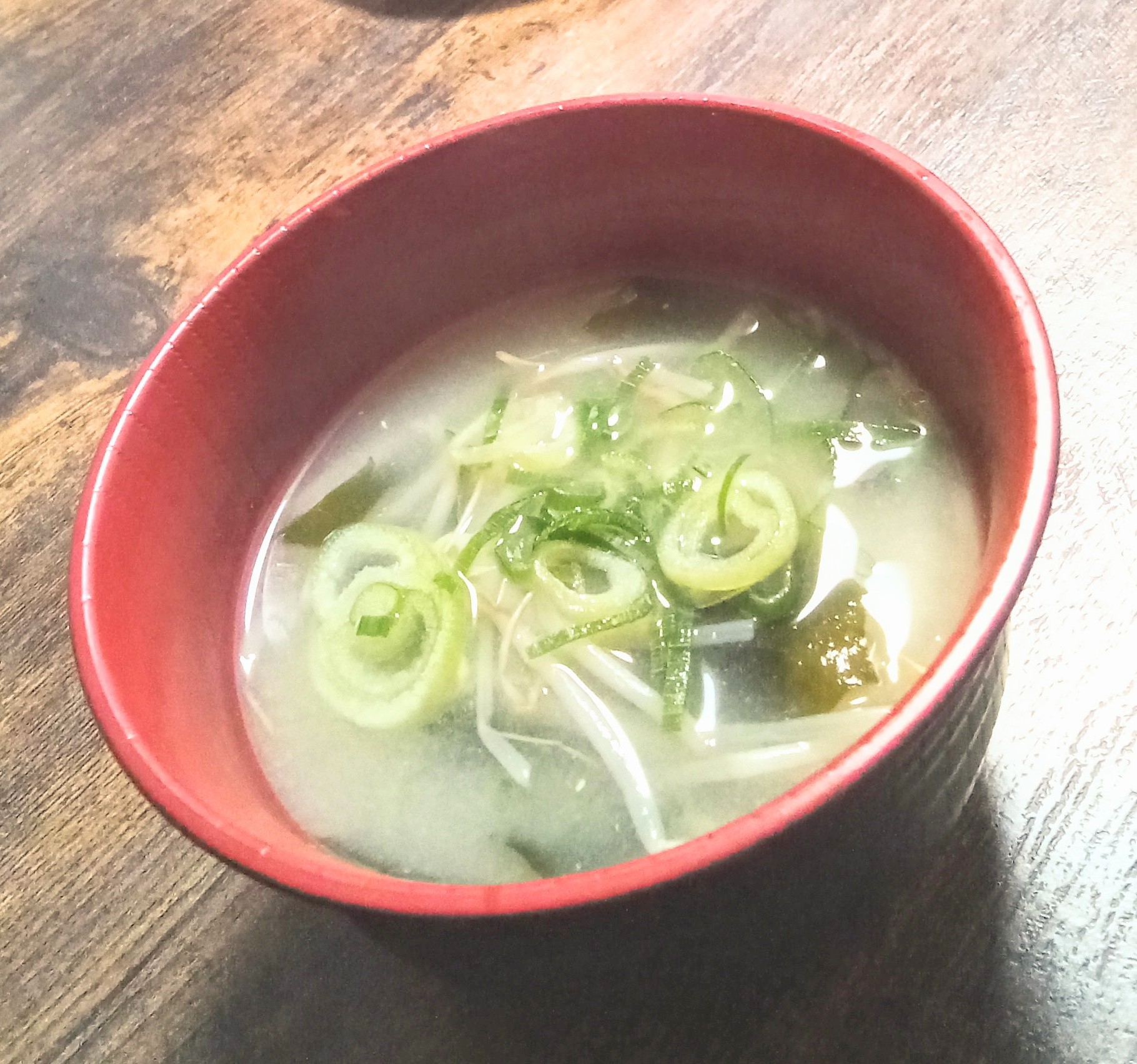 もやし・わかめDe塩麹味噌汁〜今日のお味噌汁〜