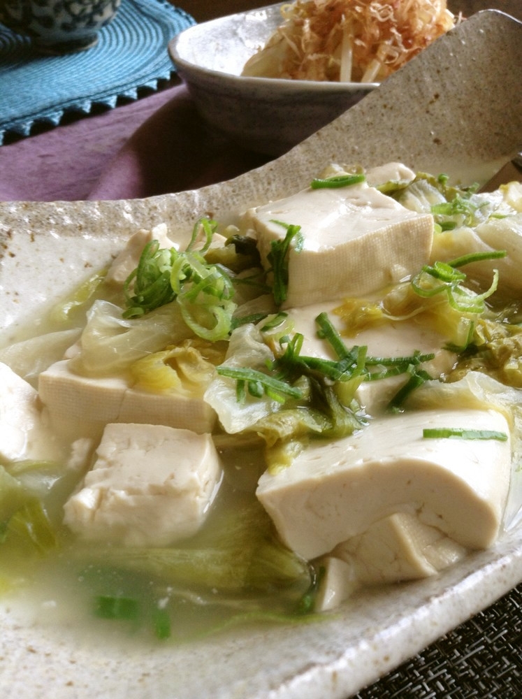 レタスと豆腐の鶏ガラとろとろ煮